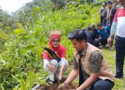 PTPN I Tanam 2000 Pohon di Kaki Gunung Salak Lanjutkan Program Sejuta Pohon