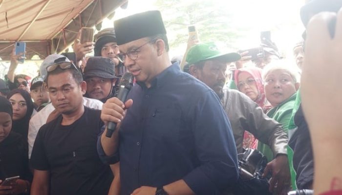Anies Baswedan Melayat ke Rumah Duka Affan Kurniawan hingga Antar sampai Pemakaman, Ibu Korban: Anak Saya Nggak Ada Pak