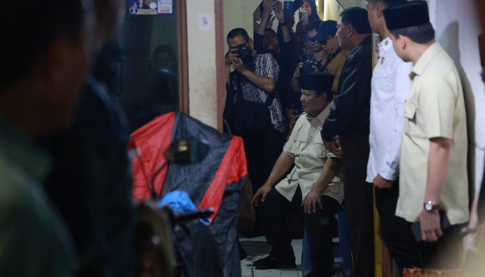Sampaikan Duka Cita Langsung pada Keluarga, Prabowo Melayat ke Rumah Affan Kurniawan