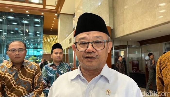 Mendikdasmen Abdul Mu’ti Minta Tambah Anggaran Rp14,4 Triliun untuk PIP hingga Upah Guru Honorer