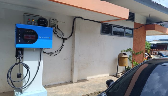 PT Pos Indonesia Lampung Hadirkan 30 Titik SPKLU Charging Mobil Listrik 24 Jam