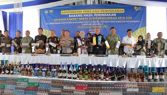 Usai Ada Lapor Pak Purbaya, Bea Cukai Sumbagbar Langsung Pamer Pemusnahan Barang Ilegal 