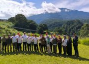 PTPN I dan Menko PMK Bergerak Serentak Tanam Ribuan Pohon di Puncak