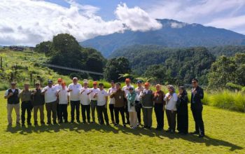 PTPN I dan Menko PMK Bergerak Serentak Tanam Ribuan Pohon di Puncak