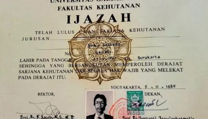 Roy Suryo Makin Yakin 99,9 Persen Ijazah Jokowi Palsu Pasca Diperlihatkan Penyidik, Ini Penyebabnya