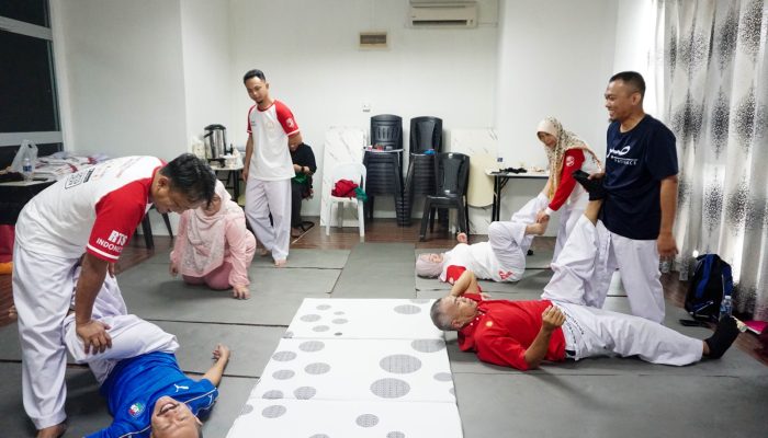 Mengenal Metode Reposisi Tulang di Kretek Lampung Safira: Solusi Saraf Kejepit yang Aman dan Bersertifikat
