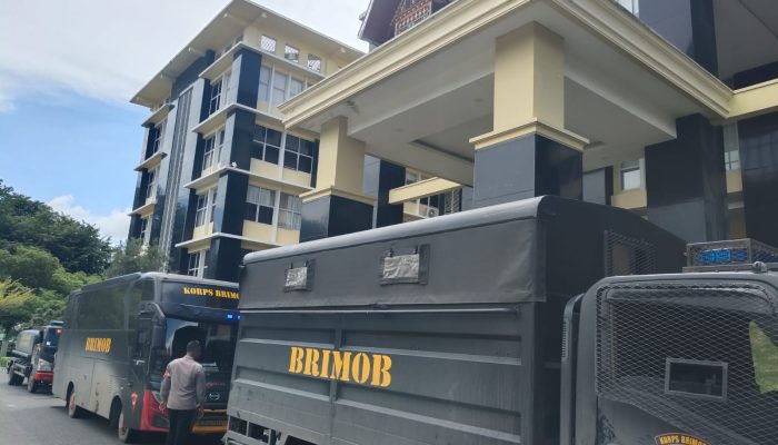 Truk Bantuan Kemanusiaan Polda Lampung Terguling di Jalan Lintas Sumatera, Tidak Ada Korban Jiwa