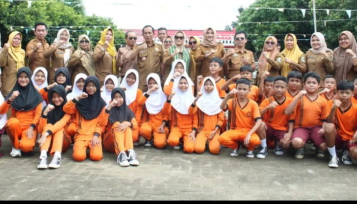  Bupati Lamtim Ela Tinjau Sekolah, Pastikan KBM di Sukadana Kembali Optimal