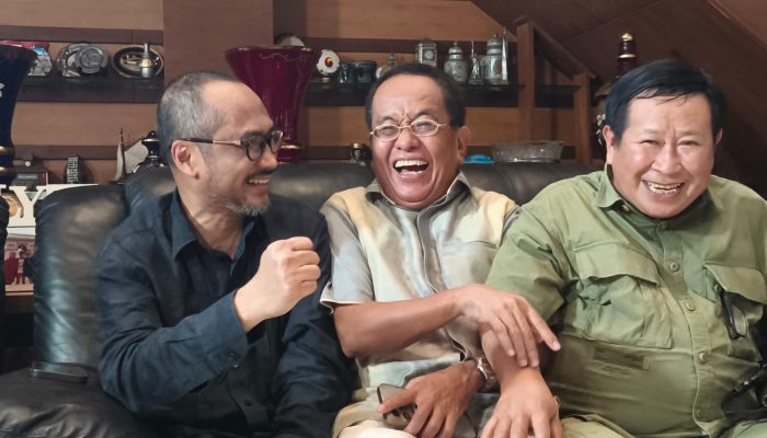 Mencairnya Sang “Cicak dan Buaya”: Abraham Samad & Susno Duadji Tertawa Bersama di Kediaman Said Didu