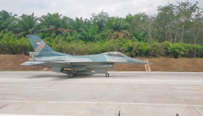 Super Tucano dan F-16 Mendarat di Tol Trans Sumatera, Uji Coba Pertama di Indonesia