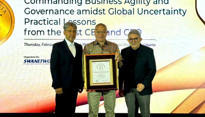 Bos JNE Mohamad Feriadi Raih Indonesia Best CEO 2025: Bukti Ketangkasan Bisnis di Era Ketidakpastian