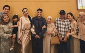 Gugatan 7 Miliar Berujung Pelukan: Detik-Detik Pertemuan Haru Denada dan Anak Kandung yang Terpisah 24 Tahun!