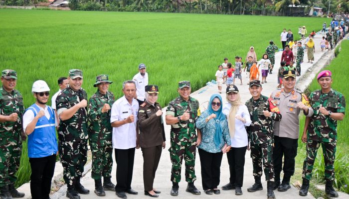 Program TMMD 127 Ditutup, Infrastruktur Desa Tanjung Rejo Pesawaran Makin Terbangun