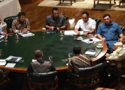 Prabowo Gelar Serangkaian Rapat Terbatas di Hambalang, Bahas Kampus STEM hingga Persiapan Mudik