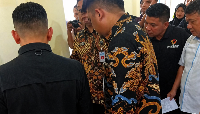 Bikin Malu! Bobby Nasution Tampar Pegawai BUMD? Ternyata Oknumnya Lagi Sakau di Kantor KONI!