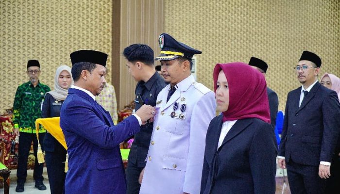 Baru Pindah Langsung Dilantik? Aroma Tak Sedap Pelantikan Pejabat Pringsewu Jadi Sorotan, Isu Mahar Puluhan Juta Menyeruak