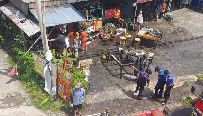 Kebocoran Selang Gas Picu Kebakaran di RM Pindang Pegagan Bawah Fly Over MBK, Uang 15 Juta Ikut Ludes