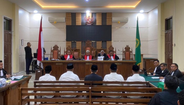 Bupati Pesawaran Makin Terpojok, Saksi ‘Nyanyi’ Soal Tanda Tangan Palsu dan Setoran Fee 15 Persen