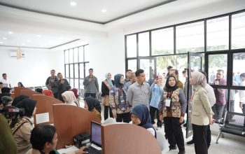 Sambangi RSUD Dadi Tjokrodipo, Wapres Gibran Janjikan Dukungan Alkes MRI untuk Tekan Angka Rujukan