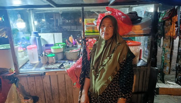 Pesona JPO Siger Milineal, Ikon Estetik Bandar Lampung Ladang Rezeki Bagi Pedagang Kecil