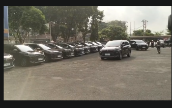 Pemkot Bandar Lampung Memberikan Bantuan Kendaraan Operasional Puskesmas Sebanyak 31 unit Mobil