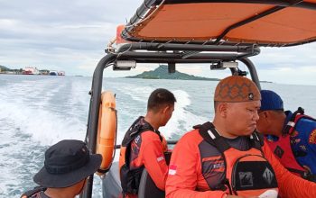 Duka di Laut Kalianda: KM Bima Suci Dihantam Kapal Kargo, Seorang Nelayan Masih Hilang dalam Gelap