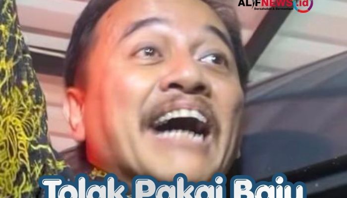 Roy Suryo Tolak Pakai Rompi Tahanan Saat Dilimpahkan ke Kejari, Ini yang Terjadi di Lokasi