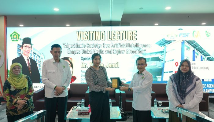 Akademisi Nottingham China Wanti-wanti Mahasiswa UIN RIL Soal Batas Etika Penggunaan AI!