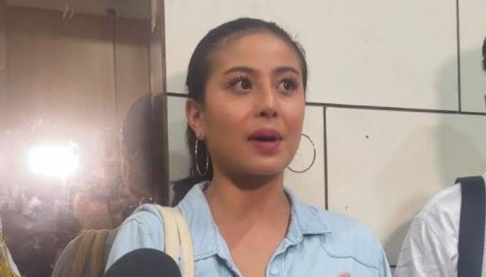 Awkarin Dicecar 33 Pertanyaan di Polda Metro Jaya, Kembalikan Uang Saku ke Penyidik, Kasus Penggelapan Dana Hanania Group