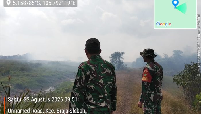 Karhutla Way Kambas: Kodam XXI Kerahkan Pasukan Yonif TP 943 dan Drone
