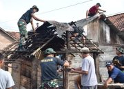 Yonif 9 Marinir Brigif 4 Mar/BS Gelar Bedah Rumah Ibu Suryati di Desa Paya