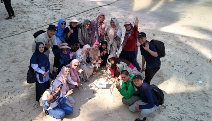 UIN RIL Tanam Terumbu Karang di Pahawang, Dorong Generasi Muda Jaga Laut