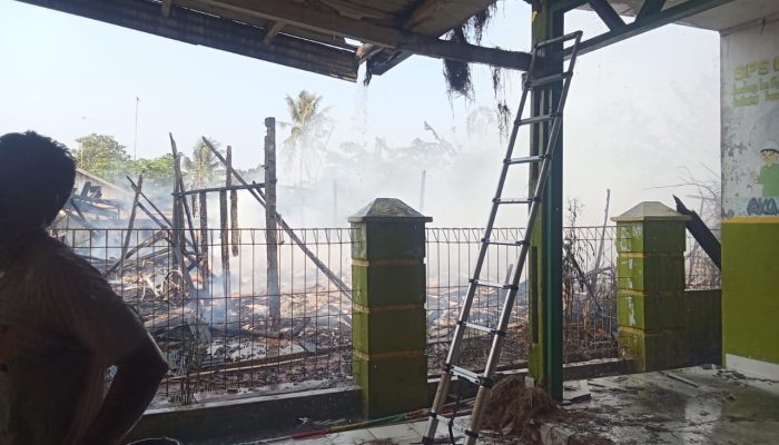 Kebakaran Bedeng Karyawan PT SIL di KM 08 Kopel B, Tak Ada Korban Jiwa