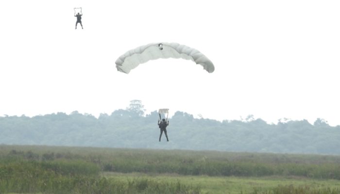 Tim Alfa Mabes TNI Diterjunkan ke TN Way Kambas, Guna Buru Titik Panas Karhutla di Medan Terisolasi