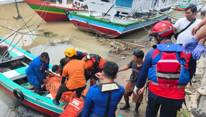 Dua Mahasiswa Hanyut di Sungai Wira Garden Bandar Lampung Ditemukan Meninggal