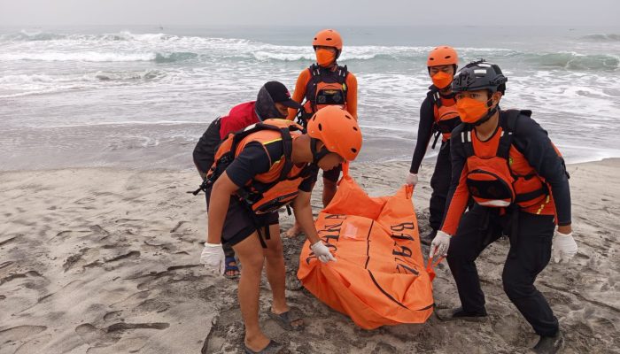 DITEMUKAN MENINGGAL DUNIA! Rangga Adriana Pelajar Hilang di Pesisir Barat Akhirnya Ditemukan Terdampar di Pantai