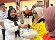 Pemkot Bandar Lampung Salurkan Bantuan Beras untuk 1.000 Pengemudi Ojol, Ada Hadiah Umrah