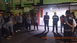 Tingkatkan Keamanan Wilayah, Kelurahan Pahoman dan Aparat Gabungan Giatkan Patroli Malam Minggu