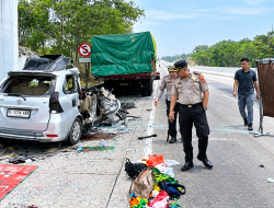 Kecelakaan Maut di Tol Terpeka KM 198 Lampung: Avanza Hantam Truk Fuso, Enam Orang Sekeluarga Tewas Termasuk Polisi