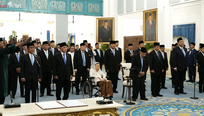 Presiden Prabowo Resmi Melantik Pratikno Sebagai Ketua Wantimpres Bersama 26 Tokoh Nasional